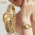Montre coussin dorée, bracelet chaîne